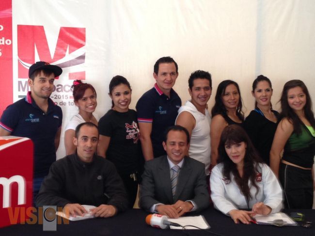 Invita el SMRTV a clase masiva de fitness