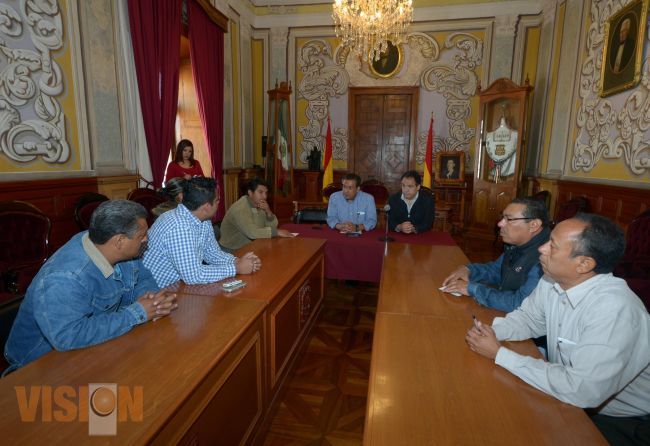 El Alcalde de Morelia atiende a Comerciantes.