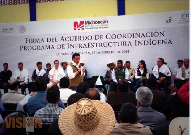 El Secretario de Gobernación, Osorio Chong, anuncia millonaria inversión en la meseta purépecha.
