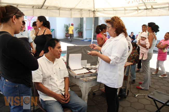 Impulsa DIF Municipal campaña optométrica para beneficio de todos los sectores sociales