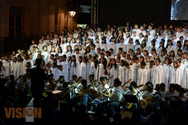 Mil voces infantiles presentaron magno Concierto por la Paz