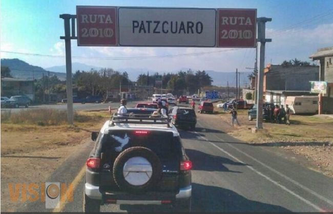 Autodefensas ingresan a Pátzcuaro