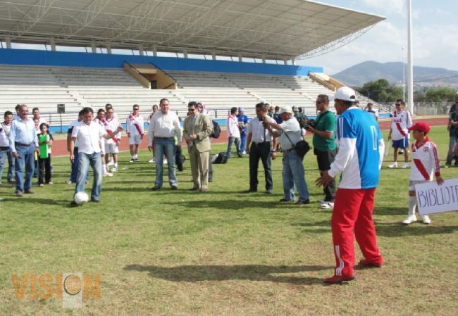 Se realizó la inauguración del XXVIII torneo de futbol del sindicato de empleados de la UMSNH.