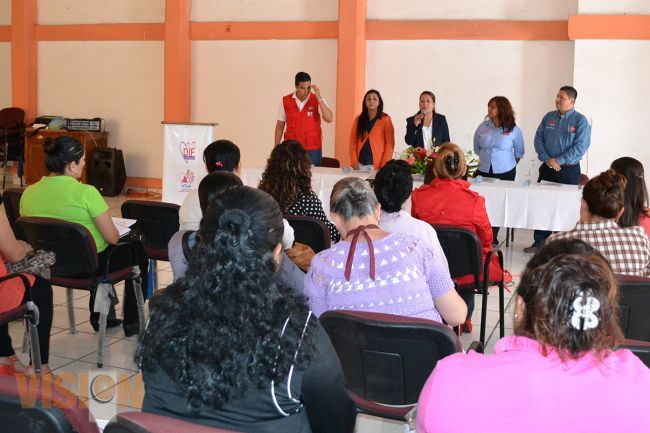 Dif Michoacán continua con capacitaciones de “comunidad diferente”.