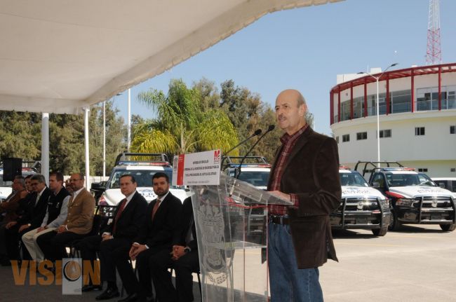 Continuarán los operativos en el Puerto de Lázaro Cárdenas: Fausto Vallejo Figueroa.