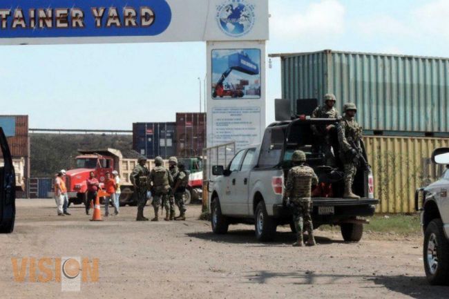 Sigue operativo federal en el Puerto, Chinos ilegales huyen por tierra y aire