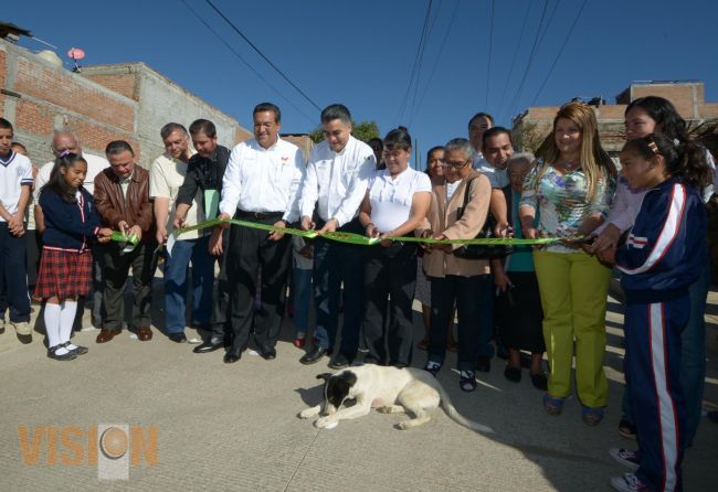 Entrega WLM obras en el poniente de Morelia.