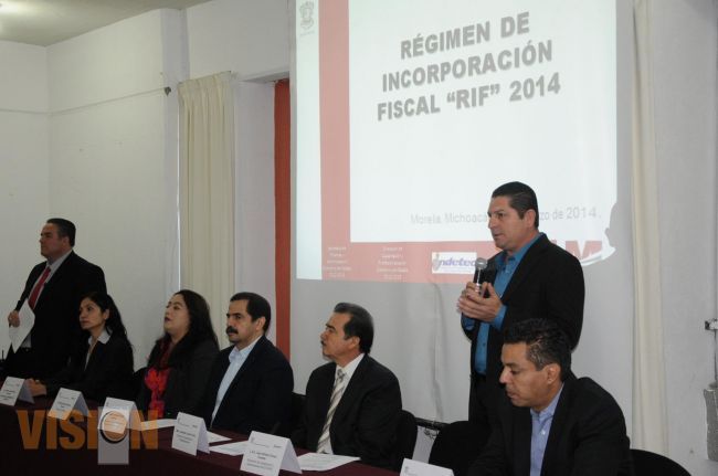 Capacitan a personal de Secretaría de Finanzas en materia de régimen de incorporación fiscal 2014.