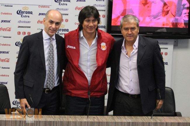 Ángel David Comizzo es presentado este lunes como técnico de Morelia 