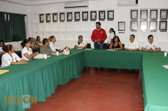 Dif Estatal realizó capacitación de comunidad diferente en Lázaro Cárdenas.