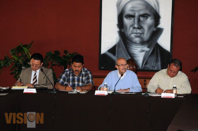 La atención al campo michoacano, sin colores partidistas: Fausto Vallejo.