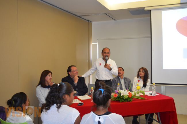 Arranca programa PIEE para brindar educación a niños de la calle.