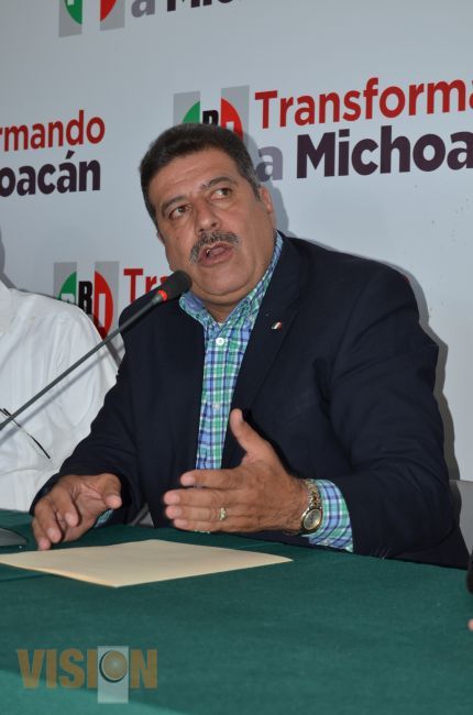 El PRI convoca a Báez a contribuir al desarrollo del Estado, sin temores.