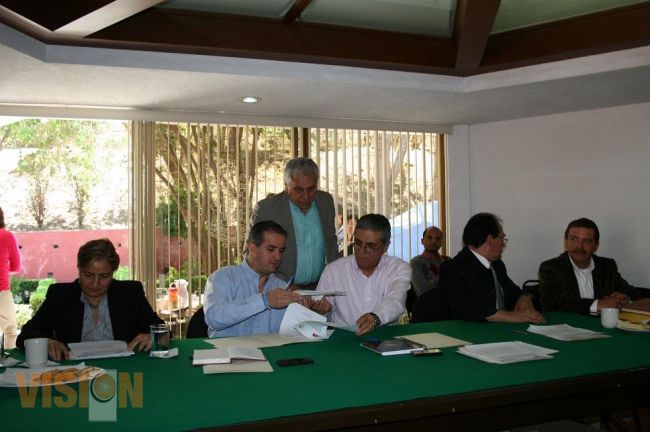 Logran acuerdo SUMA y Reforestamos México A.C. para trabajar en pro del medio ambiente.
