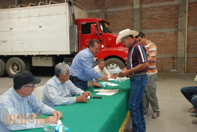 Gobierno del Estado entregará semilla mejorada y fertilizante a mitad de precio.