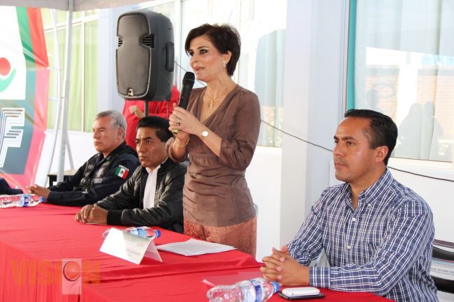 Ana Luisa Cervantes arranca el programa  Terapia para Familia 