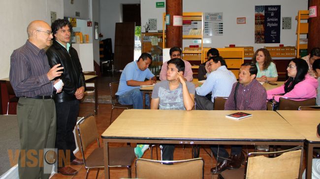 Arrancó en Uruapan diplomado en periodismo