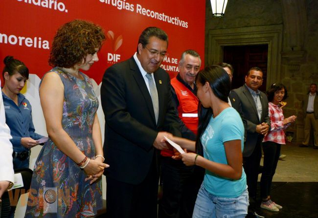 Otorgan 80 cirugías plásticas reconstructivas a morelianos 