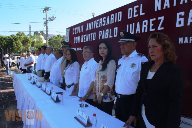 Conmemoran 208 Aniversario del Natalicio de Benito Juárez en Apatzingán