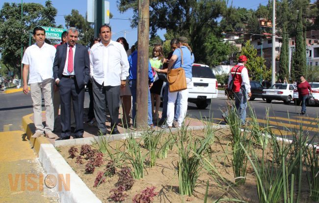 Aldo Macías supervisó obras de mejoramiento a las áreas verdes