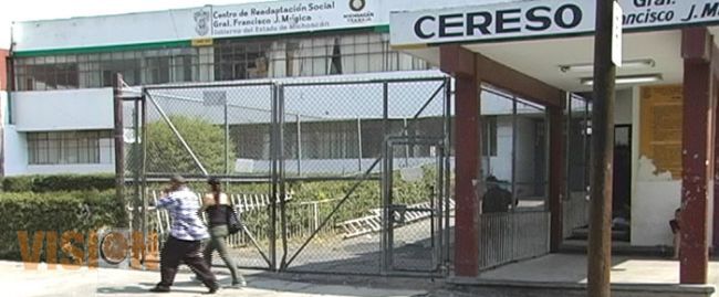 Buscan a 5 exfuncionarios  para que cumplan con la ley