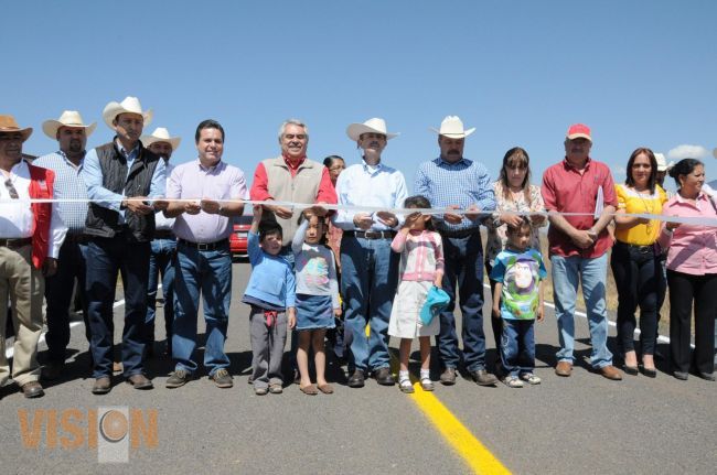 Más allá de colores partidistas, está el desarrollo de la población: FVF.
