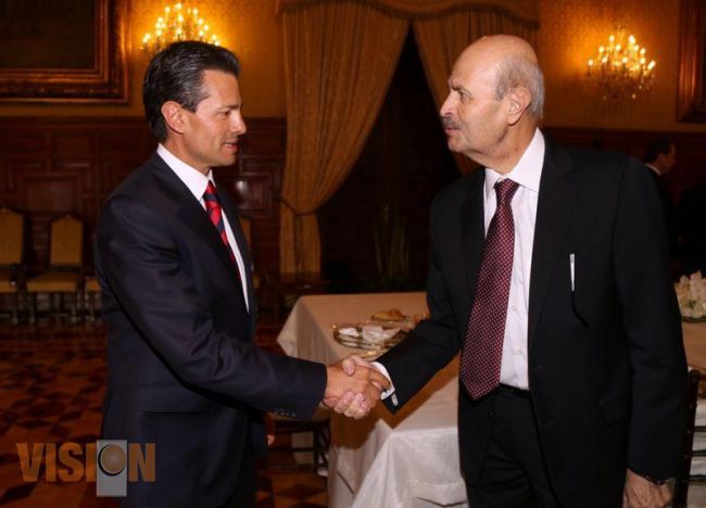 Se reunieron el presidente Peña Nieto y Fausto Vallejo