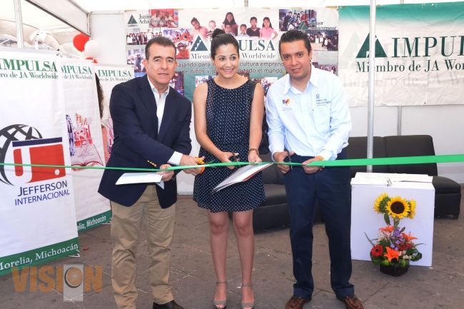 Ayuntamiento e Impulsa, apoyan a jóvenes emprendedores.