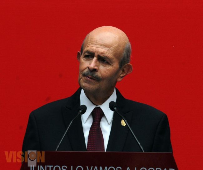 Envía FVF iniciativa de reforma constitucional en materia de fiscalización y rendición de cuentas.