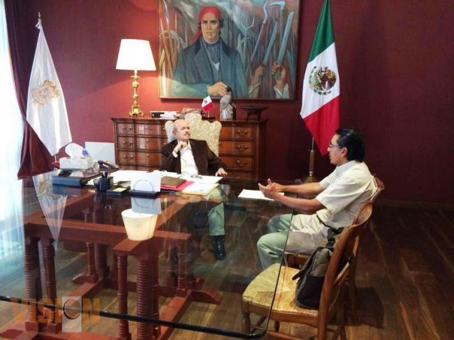 El Gobernador del Estado Fausto Vallejo Figueroa, se reúne con el alcalde de Lagunillas.