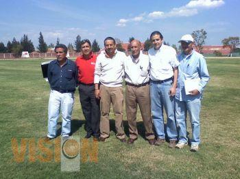 Concluyen trabajos de mantenimiento en la cancha de fútbol “Abdiel López Rivera