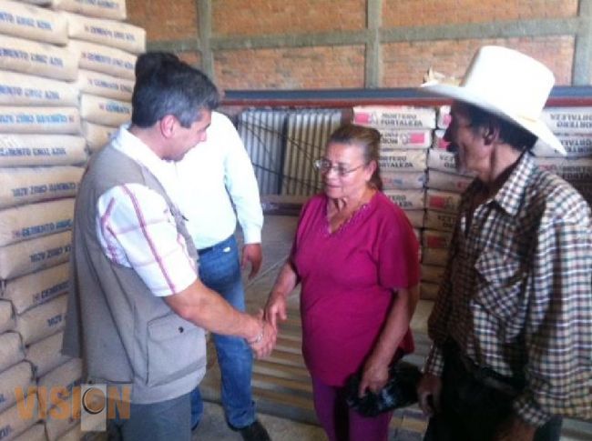En Santa Ana Maya, 56 familias de migrantes reciben apoyos.