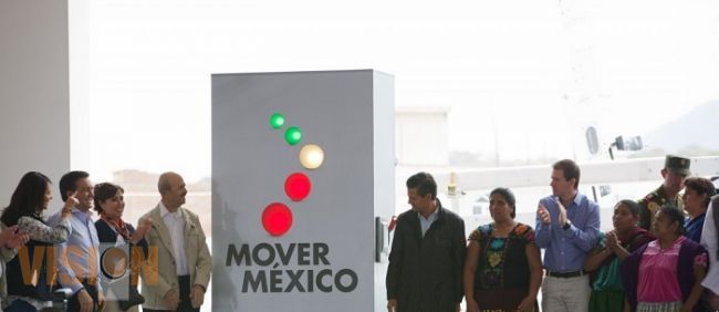 Peña Nieto reconoce disposición de Fausto Vallejo para conjuntar esfuerzos por Michoacán 
