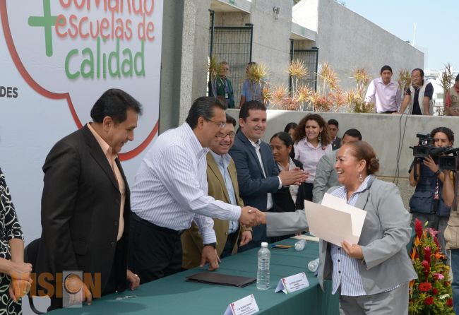 Suman voluntades en favor de la educación con recursos para escuelas de calidad.