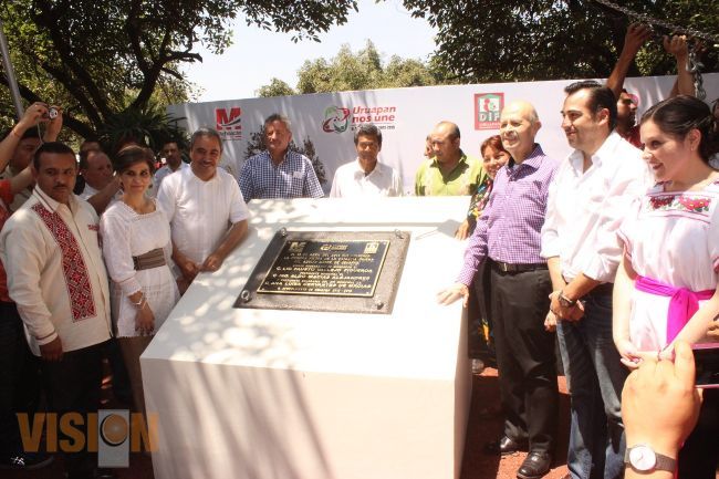 Colocaron primera piedra de La Estancia Del Adulto Mayor en Uruapan
