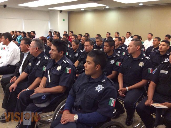 Capacita Ayuntamiento a servidores para ofrecer mejor atención a Turistas en Semana Santa.