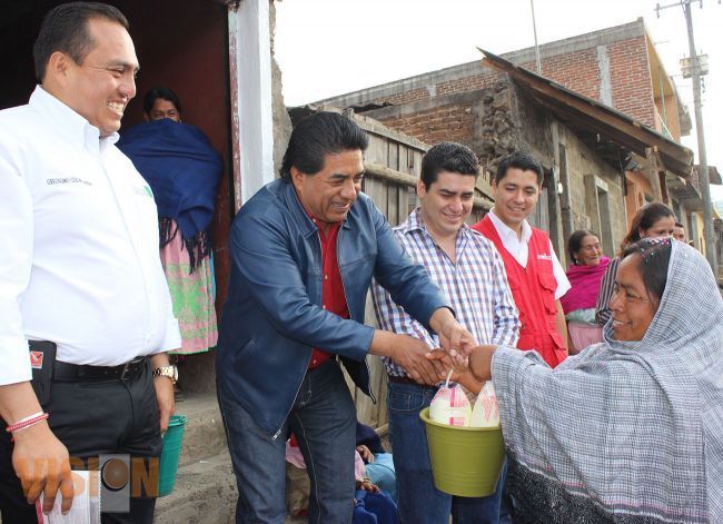 Inauguraron lechería de LICONSA en Capacuaro
