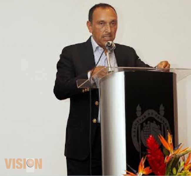 Resalta director de facultad de economía logros de universidad michoacana en actual administración.