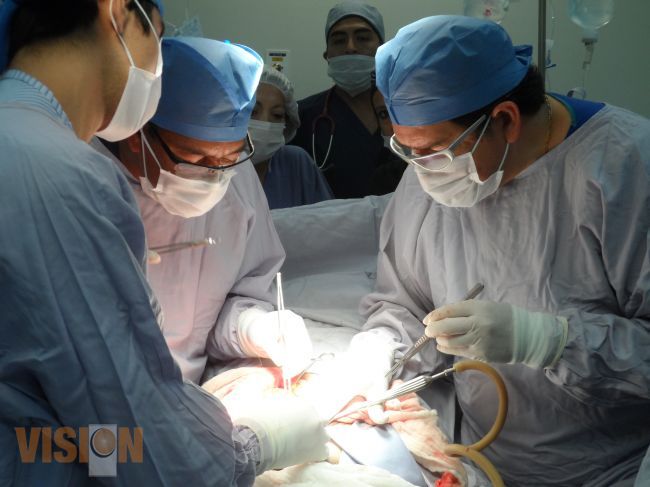 Se realiza en Hospital General de Uruapan trasplante renal en “bloque”.