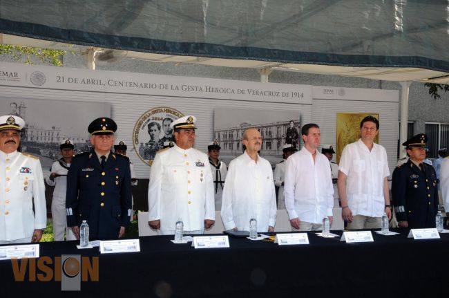 A unirse y no dar credibilidad a los enemigos de la Nación, exhorto de la MARINA a los Michoacanos.