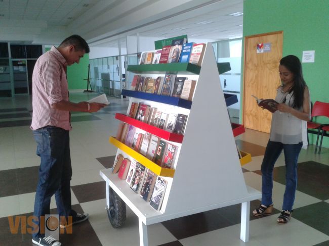 Arranca IJUM programa “biciteca” en el marco del día internacional del libro.