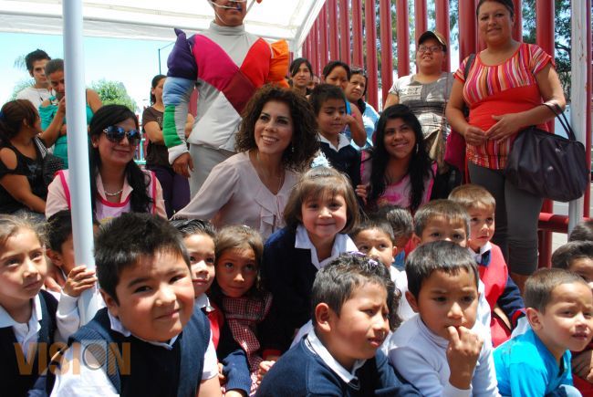 Invita Maggy Oribio al festejo del día del niño este 30 de abril.