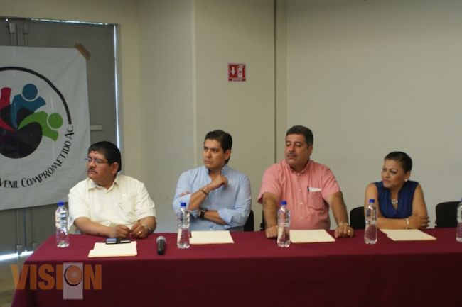 Toma protesta Ernesto Núñez en nueva asociación de jóvenes morelianos