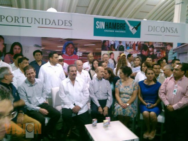 inauguran la Expo Feria Michoacán 2014, el Gobernador Fausto Vallejo y titular de Sagarpa