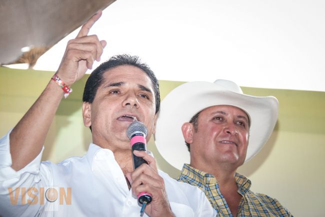Los michoacanos deben estar por encima de colores partidistas: Silvano Aureoles