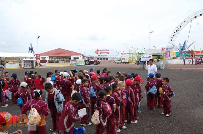 Visitas guiadas en la Expo Feria Michoacán 2014.