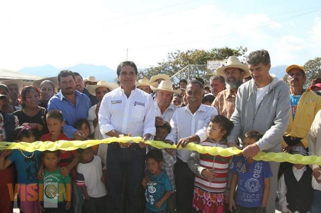 Con obras de beneficio social se aterriza gestión de Silvano Aureoles en Michoacán.