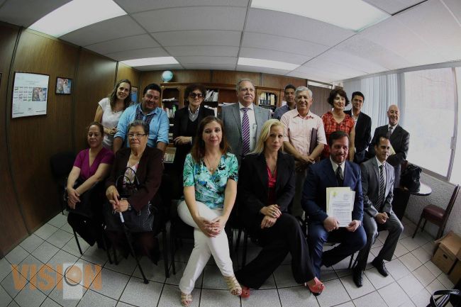 Entregan reconocimientos de validez oficial de estudios a universidades privadas.