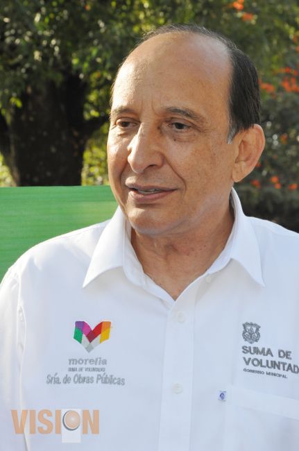 Obras públicas  y 072 suman esfuerzos en atención a  las vialidades morelianas.