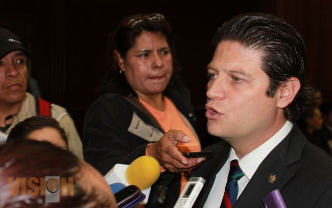 Medalla al Mérito Docente contribuye a la construcción de un sistema educativo de calidad.